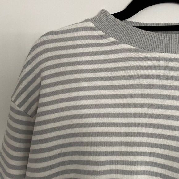 CALI BE Nordstrom Pullover Sweater Gray White Stripe Peekaboo Hem SZ XS NWT - Picture 6 of 10